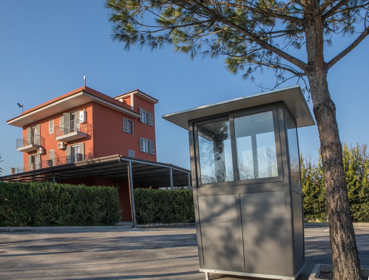 My Svago Hotel Mariglianella Esterno foto
